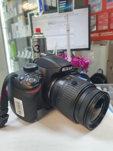 Купить Nikon D3200 Kit с СЗУ в Иркутск за 11000 руб.