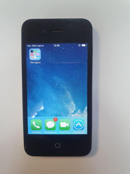Купить Apple iPhone 4 32GB  с СЗУ в Иркутск за 1100 руб.