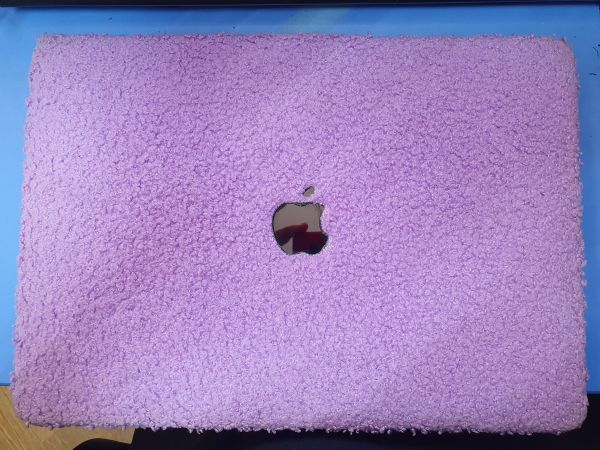 Купить Apple MacBook Air 13 2020 8/256GB (A2337) в Иркутск за 31600 руб.