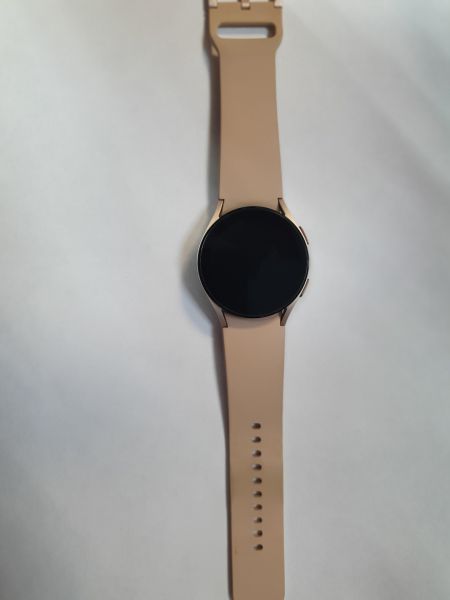 Купить Samsung Galaxy Watch 4 40 mm (SM-R860/N) с СЗУ в Иркутск за 3200 руб.