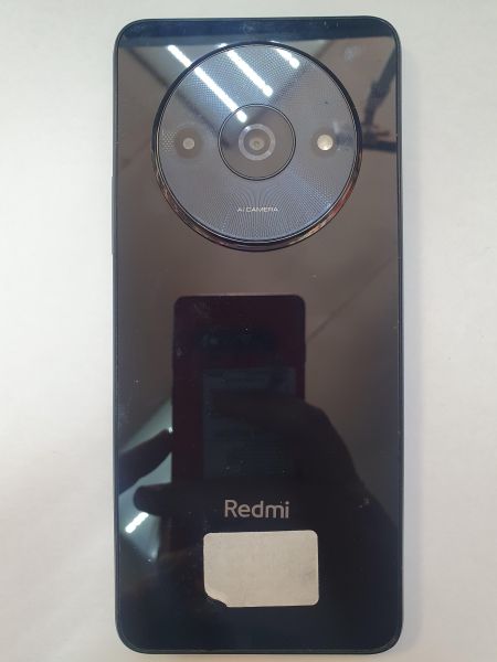 Купить Xiaomi Redmi A3 4/128GB (23129RN51X) Duos в Иркутск за 3700 руб.