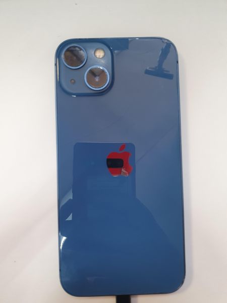 Купить Apple iPhone 13 128GB в Иркутск за 15800 руб.