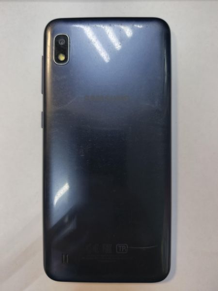 Купить Samsung Galaxy A10 2019 2/32GB (A105F) Duos в Иркутск за 600 руб.