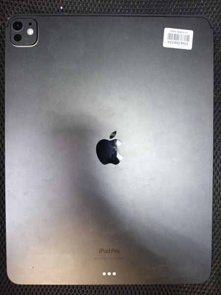 Купить Apple iPad Pro 7 2024 M4 256GB (A2925) (без SIM) в Иркутск за 54000 руб.