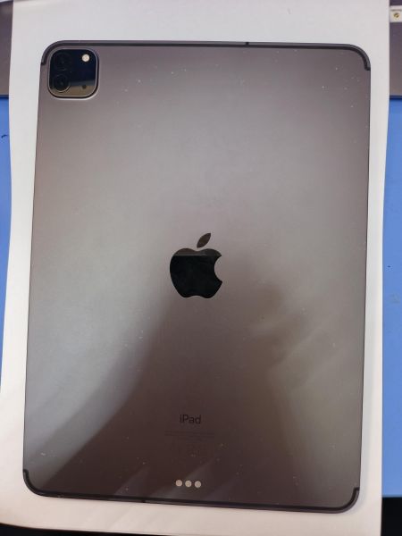 планшет Apple iPad Pro 4 2020 512GB (MXE72 A2230) (с SIM) в Иркутск