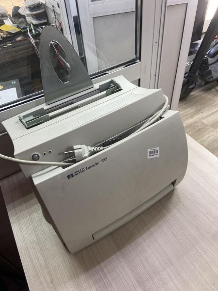 Купить HP LaserJet 1100 (C4224A) в Иркутск за 749 руб.