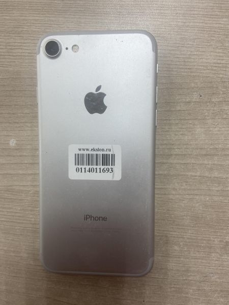 Купить Apple iPhone 7 32GB в Иркутск за 3399 руб.