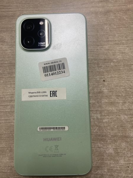 Купить Huawei Nova Y61 4/64GB (EVE-LX9N) Duos в Иркутск за 6399 руб.