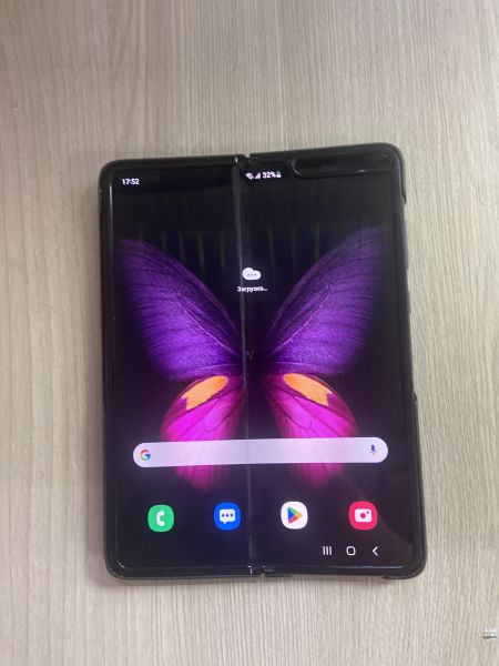 Купить Samsung Galaxy Fold 12/512GB (F900F) Duos в Иркутск за 33099 руб.