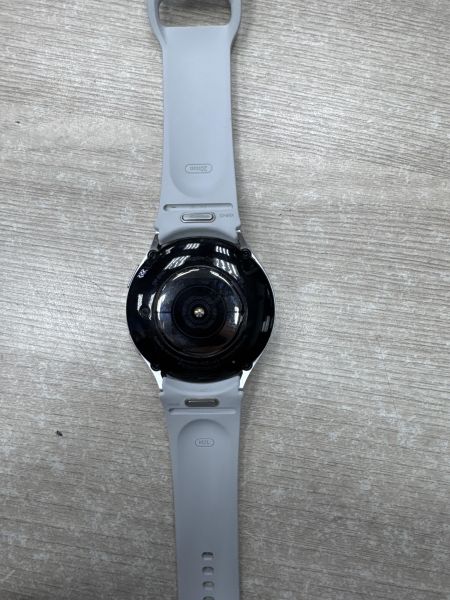 Купить Samsung Galaxy Watch 6 44mm (SM-R940) с СЗУ в Иркутск за 10900 руб.