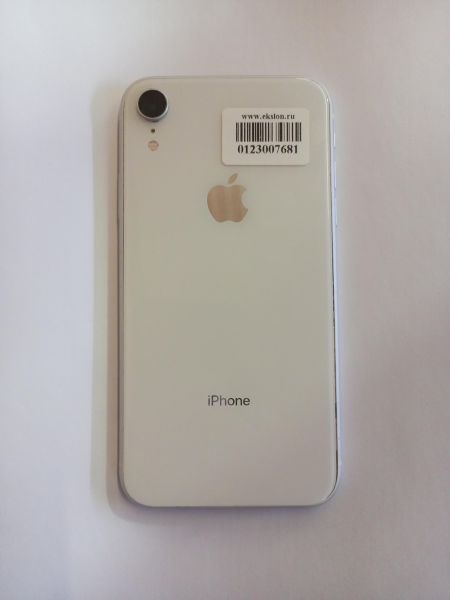 Купить Apple iPhone XR 64GB в Иркутск за 12999 руб.