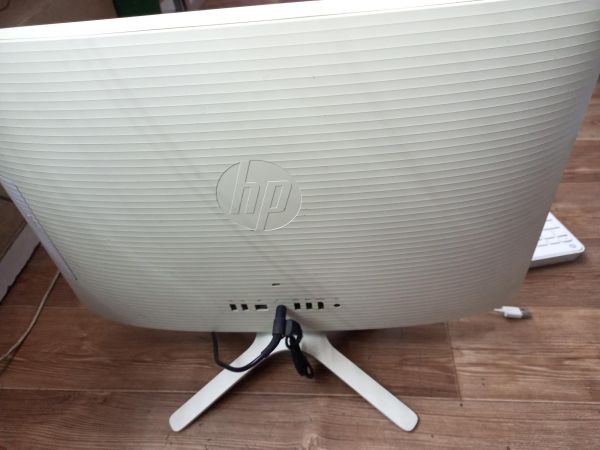 Купить HP 22-b062ur X1A77EA в Иркутск за 4850 руб.
