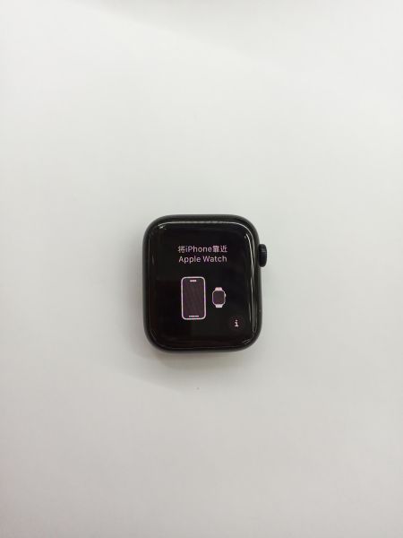 Купить Apple Watch SE 2 44mm (A2723) с СЗУ в Иркутск за 4700 руб.