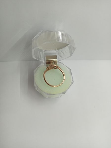 Купить Кольцо золото 585 1,96g, вес изделия 2.12g, размер 18 в Иркутск за 11000 руб.