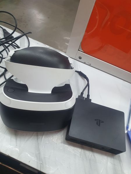 Купить Sony PlayStation VR CUH-ZVR2 в Иркутск за 11350 руб.