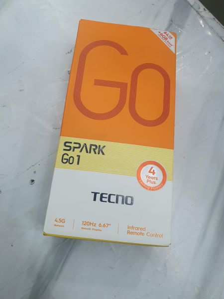 Купить TECNO Spark Go 1 3/64GB (KL4) Duos в Иркутск за 4400 руб.