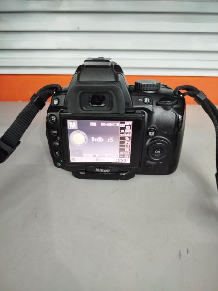 Купить Nikon D5000 Kit с СЗУ в Иркутск за 5800 руб.