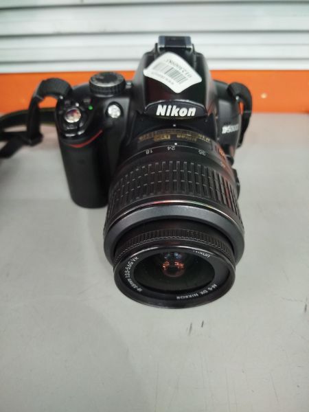 Купить Nikon D5000 Kit с СЗУ в Иркутск за 5800 руб.