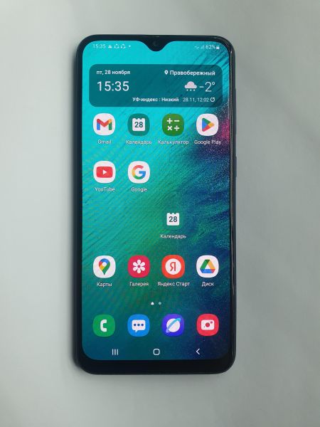 Купить Samsung Galaxy A20 3/32GB (A205FN) Duos в Иркутск за 2000 руб.