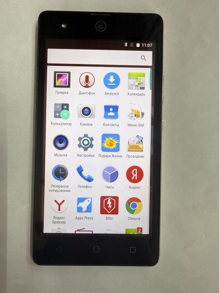 Купить BQ 5050 Strike Selfie Duos в Иркутск за 1500 руб.