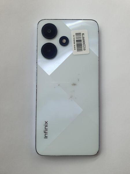 Купить Infinix Hot 30i 8/128GB (X669D) Duos в Иркутск за 5400 руб.