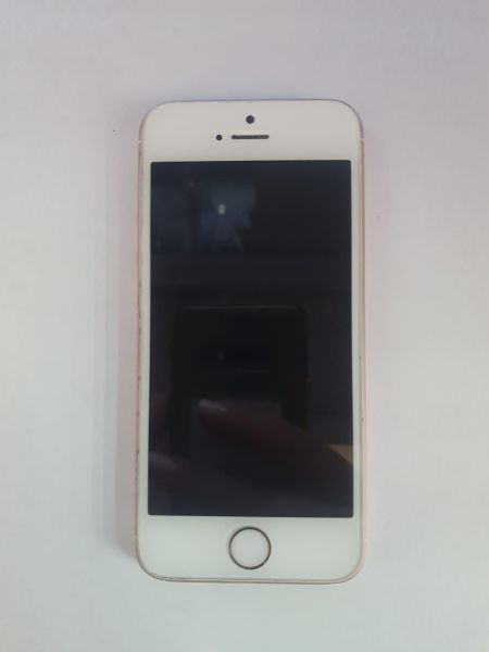 Купить Apple iPhone SE 1st gen. 2016 32GB в Иркутск за 2100 руб.