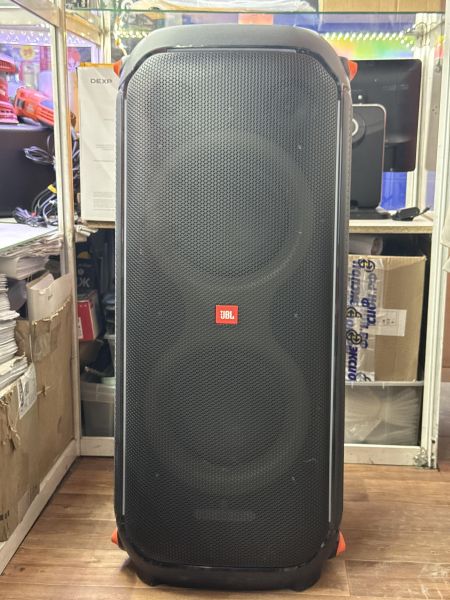 Купить JBL Partybox 710 в Иркутск за 32700 руб.