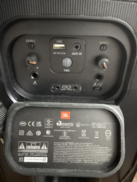 Купить JBL Partybox 710 в Иркутск за 32700 руб.