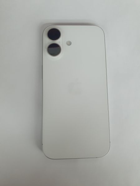 Купить Apple iPhone 16 128GB в Иркутск за 46900 руб.