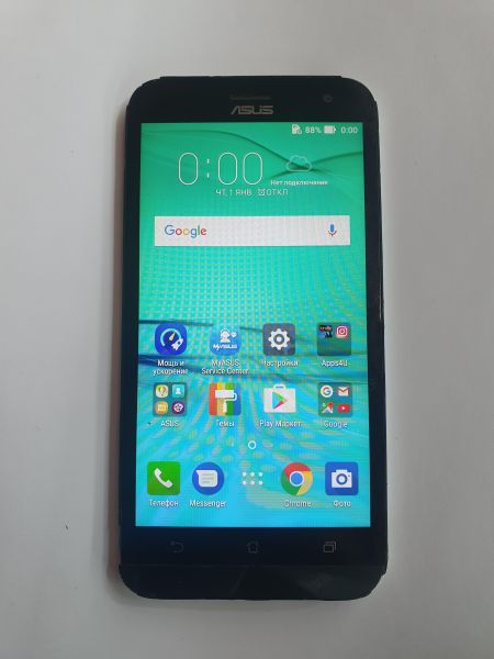 Купить ASUS ZenFone 2 Laser 2/8GB (ZE500KL/Z00ED/Z00LD) Duos в Иркутск за 500 руб.