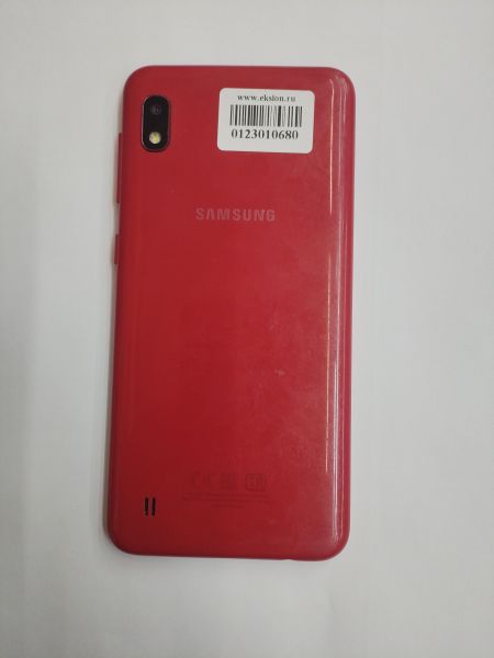 Купить Samsung Galaxy A10 2019 2/32GB (A105F) Duos в Иркутск за 2600 руб.