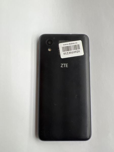 Купить ZTE Blade L8 32GB (L8RU) Duos в Иркутск за 1000 руб.