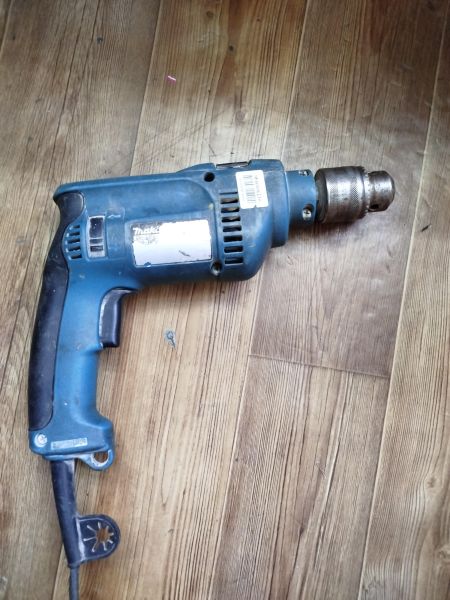 дрель и строительный миксер Makita без модели (Дрель) в Иркутск