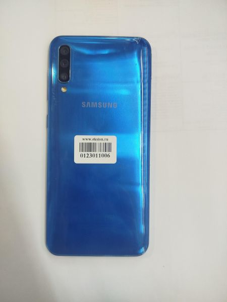 Купить Samsung Galaxy A50 2019 4/64GB (A505FN) Duos в Иркутск за 2000 руб.