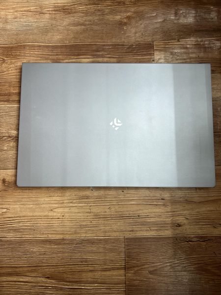 ноутбук DEXP Atlas A15-I3W400 в Иркутск
