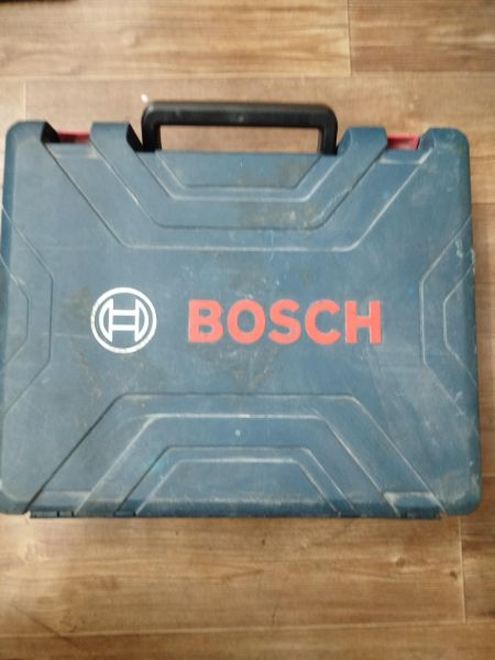 шуруповёрт аккумуляторный Bosch GSR 180-LI (1900 об/мин) с СЗУ в Иркутск