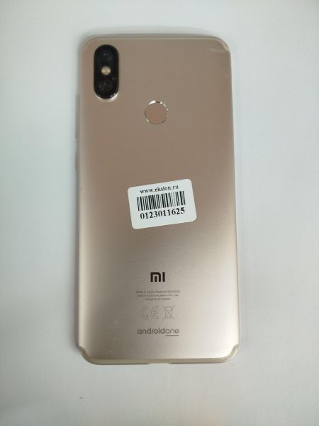 сотовый телефон Xiaomi Mi A2 4/64GB (M1804D2SG) Duos в Иркутск