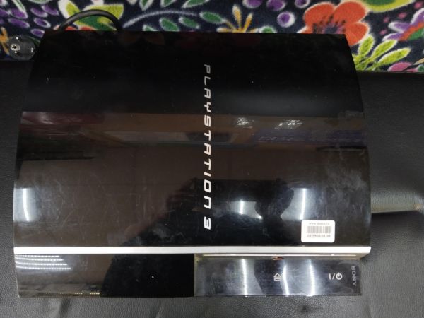 Купить Sony PlayStation 3 250GB (CECHG08) в Иркутск за 4200 руб.