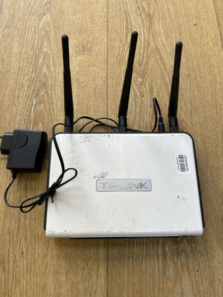 Купить TP-Link TL-WR941ND в Иркутск за 399 руб.