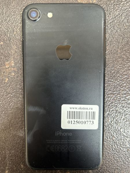 Купить Apple iPhone 7 32GB в Иркутск за 3399 руб.