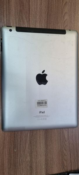 Купить Apple iPad 4 2012 64GB (A1460 MD522-527) (с SIM) в Иркутск за 3899 руб.