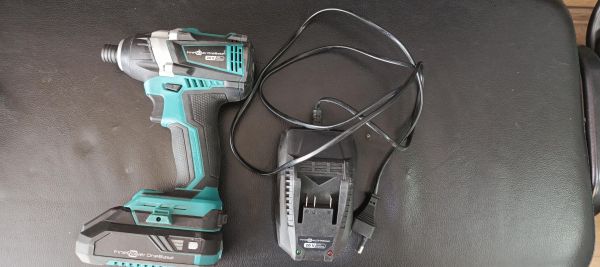 Купить FinePower CIDBL200 с СЗУ в Иркутск за 2650 руб.