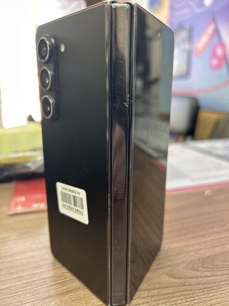 Купить Samsung Galaxy Z Fold 5 12/512GB (F946B) Duos в Иркутск за 74450 руб.