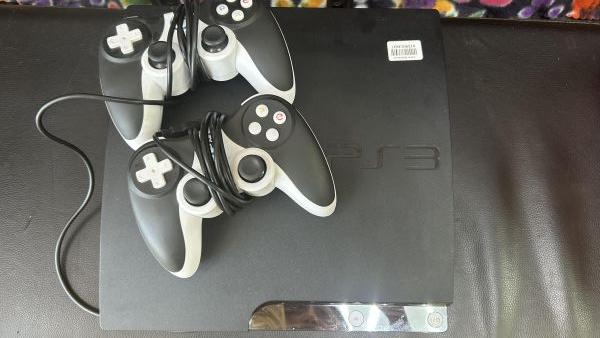 Купить Sony PlayStation 3 Slim 160GB (CECH-2508A) в Иркутск за 5200 руб.