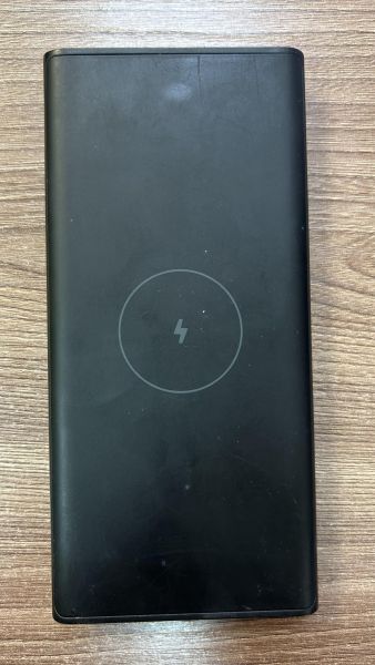 Купить Xiaomi 10W Wireless Power Bank 10000 (WPB15PDZM) в Иркутск за 1050 руб.