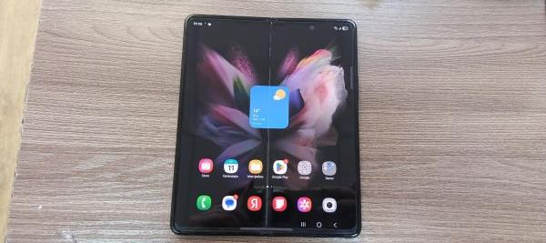 Купить Samsung Galaxy Z Fold 3 12/512GB (F926B) Duos в Иркутск за 42400 руб.