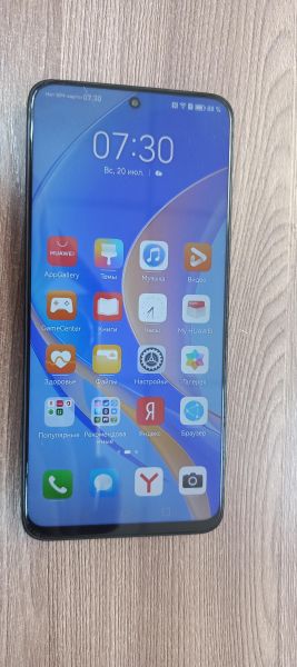 Купить Huawei Nova Y90 4/128GB (CTR-LX1) Duos в Иркутск за 4450 руб.