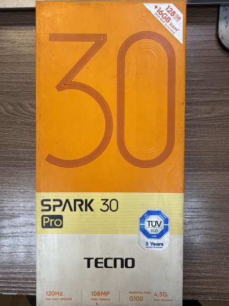 Купить TECNO Spark 30 Pro 8/128GB (KL7) Duos в Иркутск за 6700 руб.