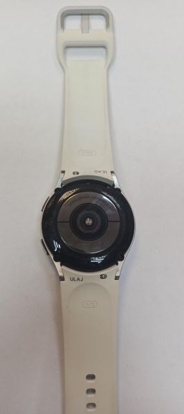 Купить Samsung Galaxy Watch 4 40 mm (SM-R860/N) с СЗУ в Иркутск за 3000 руб.