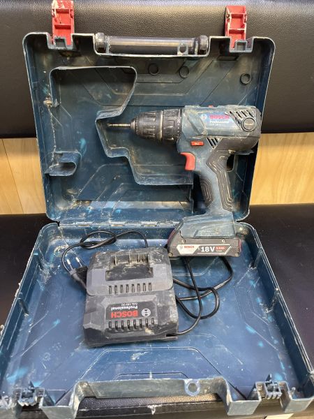 Купить Bosch GSR 180-LI (1900 об/мин) с СЗУ в Иркутск за 3700 руб.